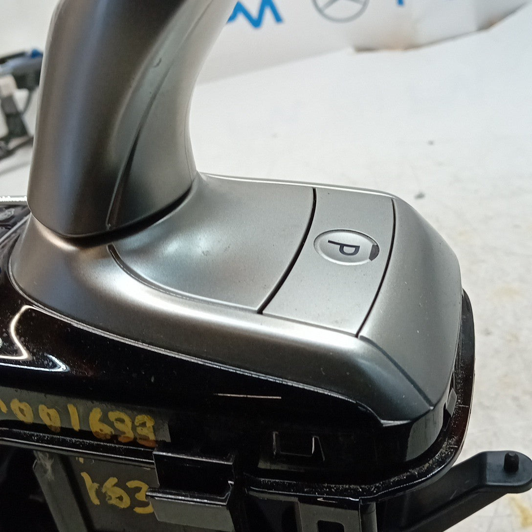 MITSUBISHI OUTLANDER MK3 GEAR LEVER SELECTOR  + TRIM 2400A355 FM001633