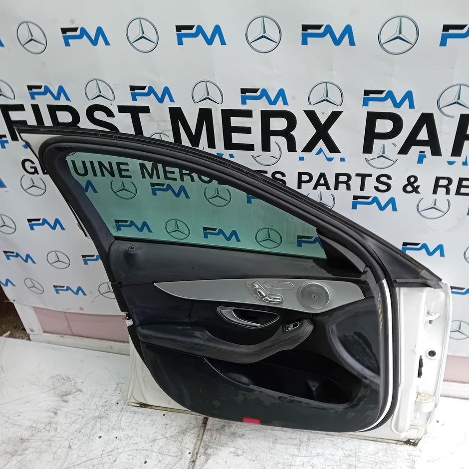 MERCEDES BENZ C-CLASS W205 PASSENGER SIDE FRONT DOOR N/S/F  WHITE FMD133