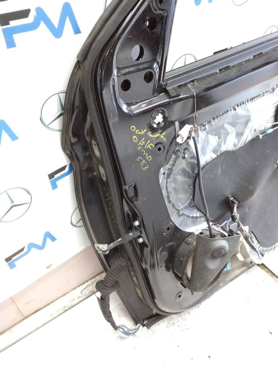 MITSUBISHI OUTLANDER DRIVER FRONT DOOR OSF BLACK  FMD583