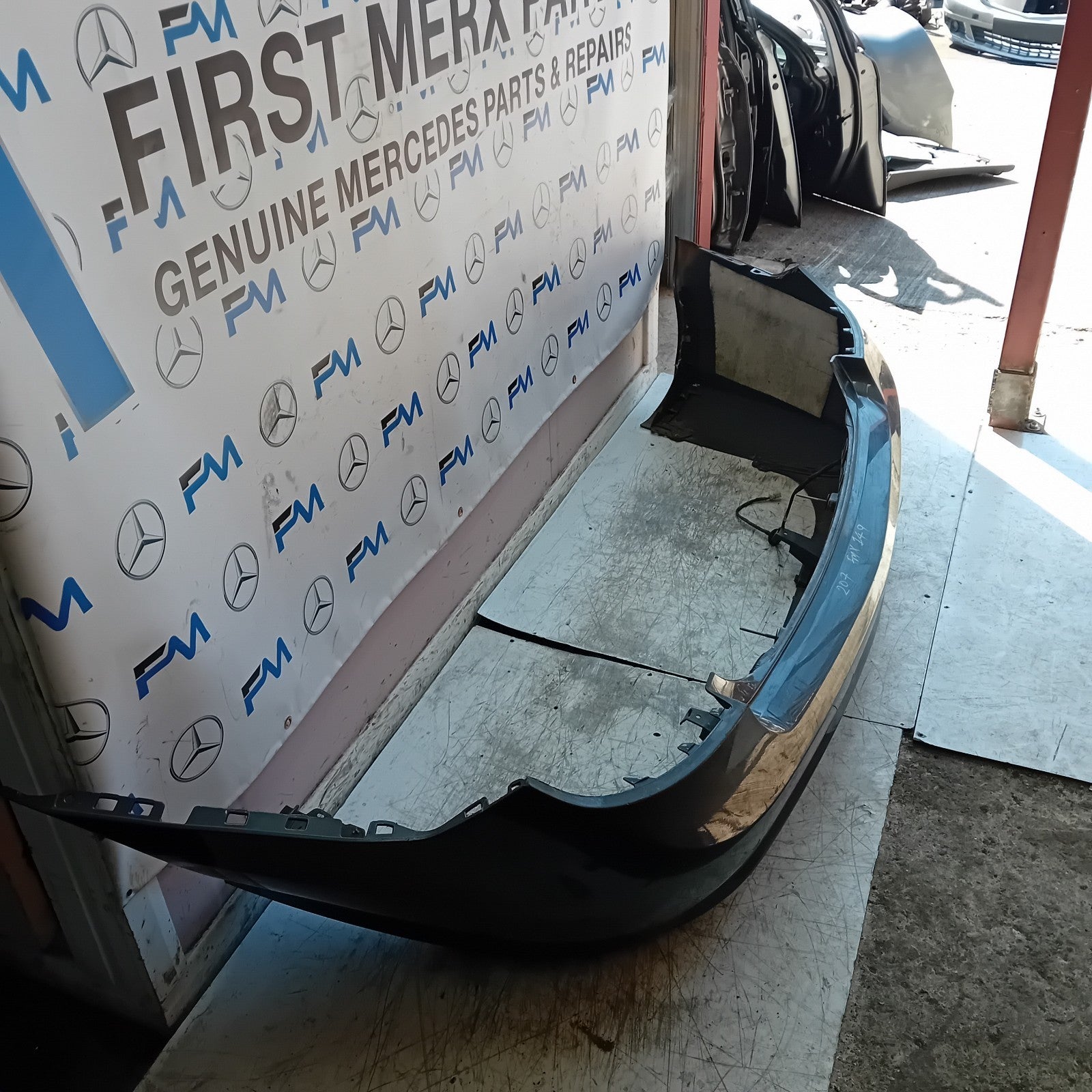 MERCEDES BENZ E-CLASS W207 COUPE REAR BUMPER GREY 2013 FMX149