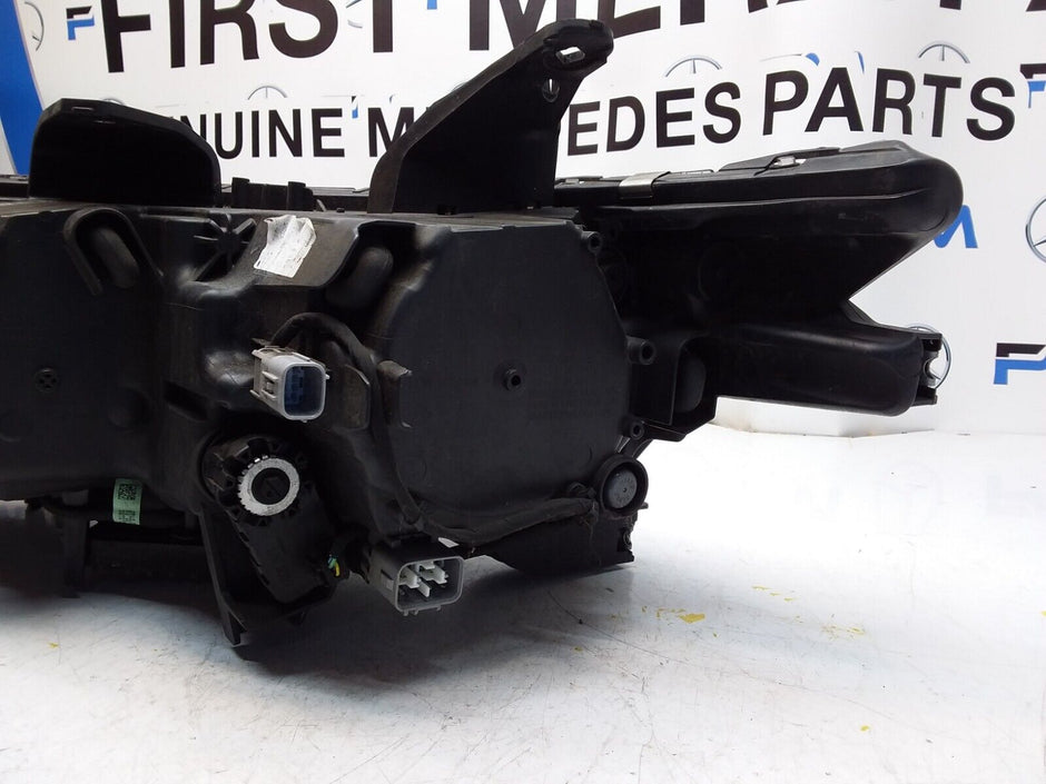 MITSUBISHI OUTLANDER MK3 2015 HEADLIGHT DRIVER SIDE RIGHT R0094N 090U FMH74