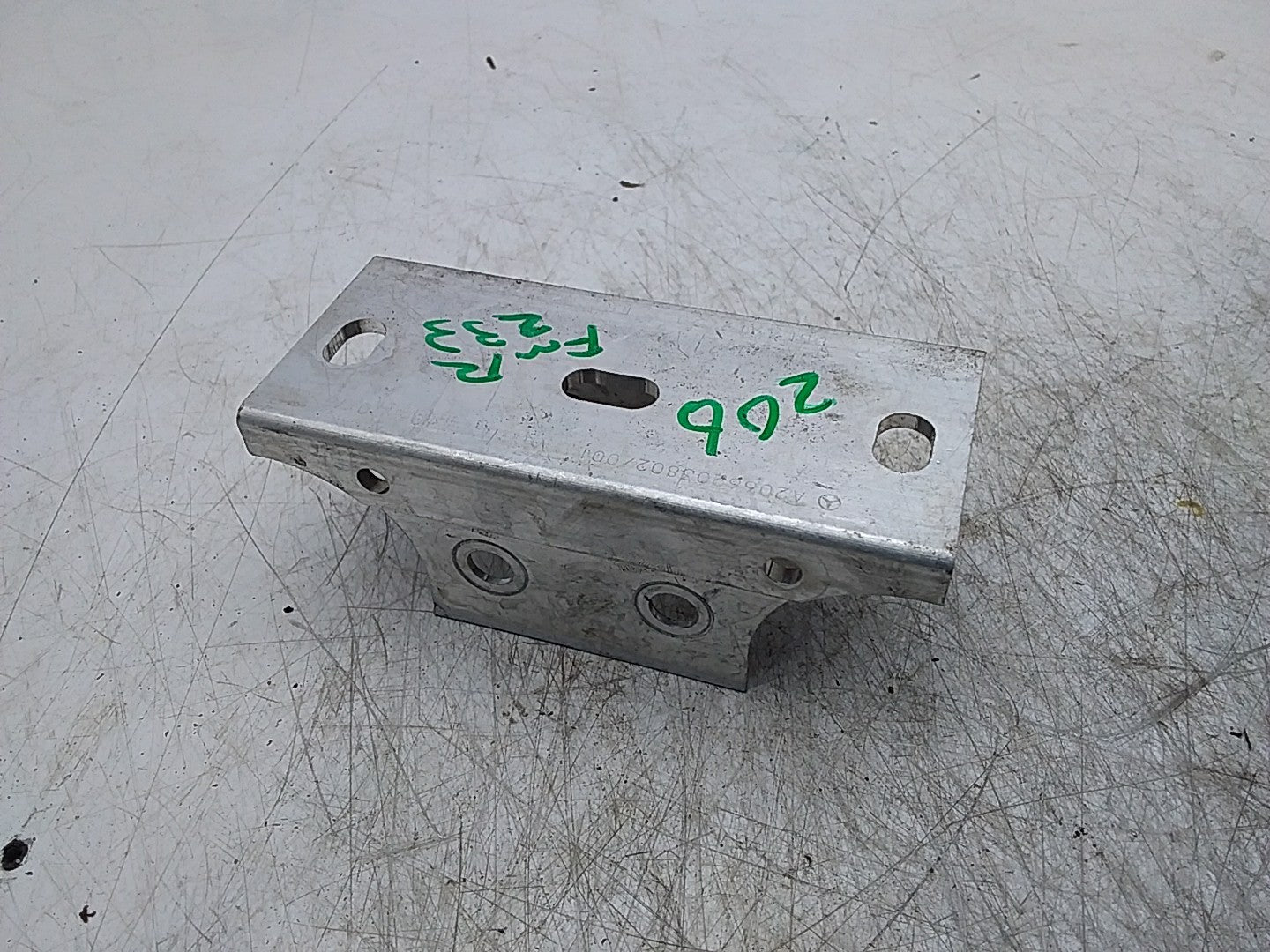 MERCEDES C-CLS W206 REINFORCEMENT MOUNTING RAIL A2066203802 FMR233