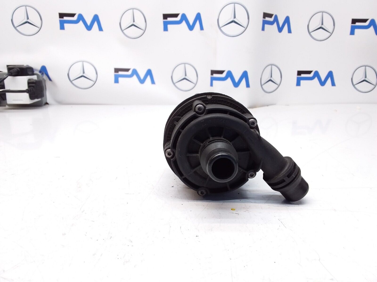 MERCEDES C-CLASS W205 ELECTRIC COOLER WATER PUMP A2055013020 FM00400