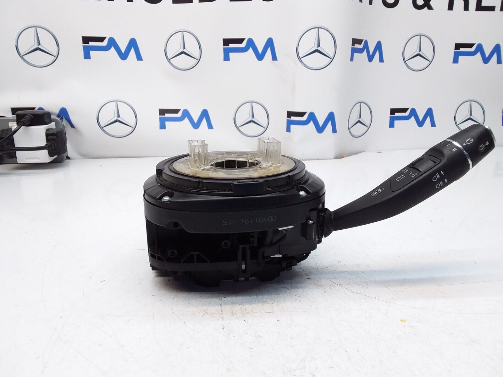 Mercedes  B-CLASS W246 INDICATOR/WIPER GEAR SELECT + SQUIB  2015 FM00539