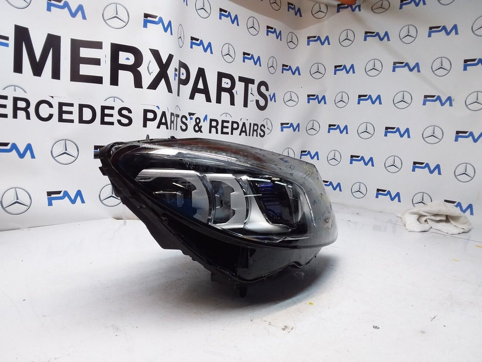 2018 MERCEDES C-CLASS W205 O/S HEADLIGHT COMPLETE  FACELIFT A2059069609 FMH53 