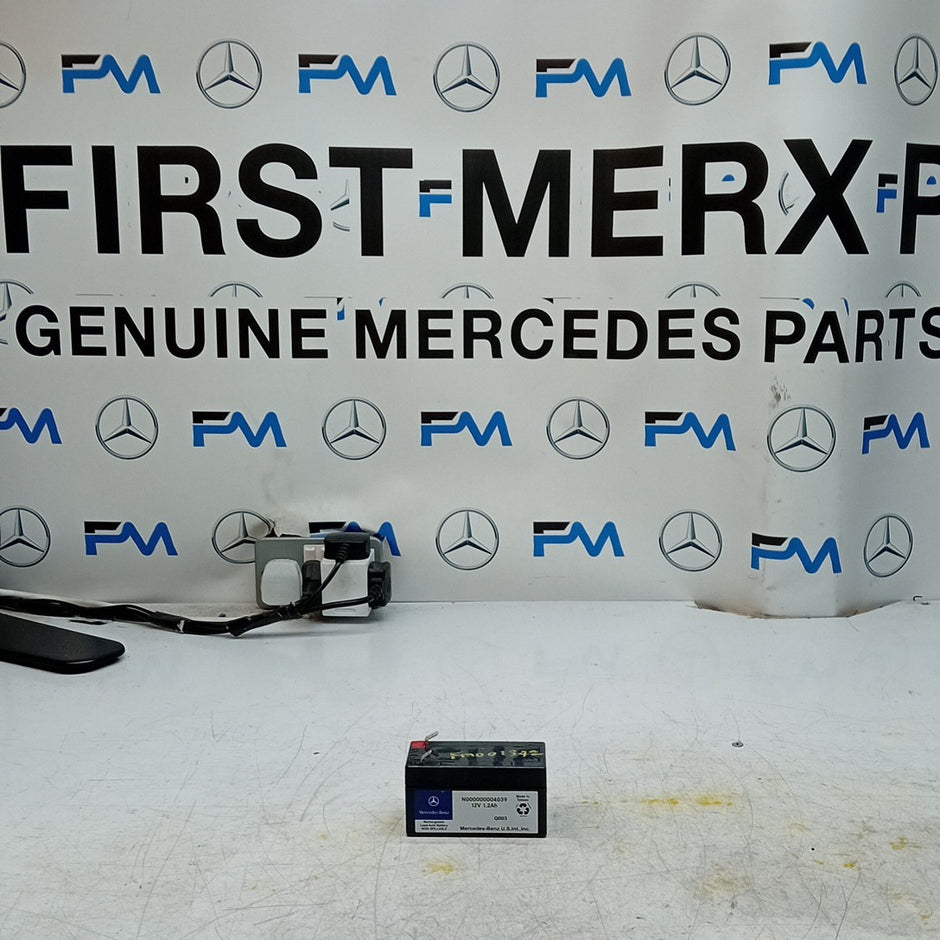 MERCEDES BENZ AUXILIARY LEAD ACID  BATTERY N000000004039 12V 1.2Ah Q003 FM001342