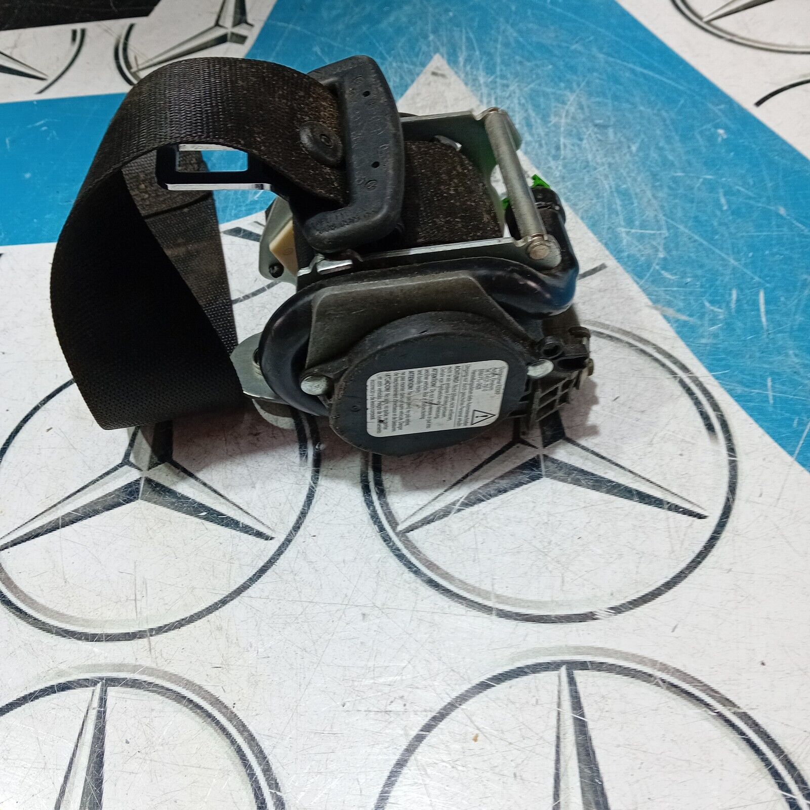 MERCEDES E CLASS C207 W207 REAR LEFT OR RIGHT SIDE SEAT BELT A2078602385 2013