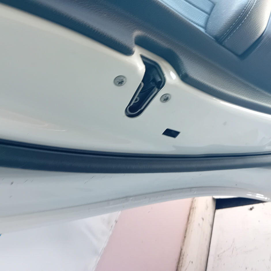MERCEDES C-CLASS W205 COUP PASSENGER REAR DOOR NSR WHITE 2014 ON COMPLETE FMD171
