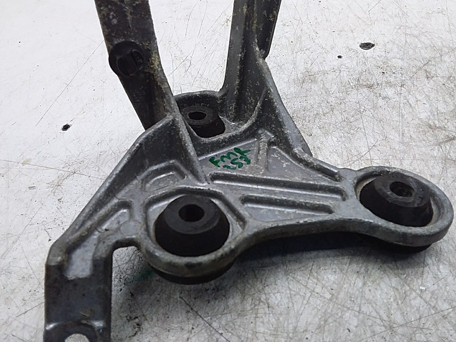 MERCEDES E-CLS W207 ABS PUMP BRACKET A2044300110 FMR253
