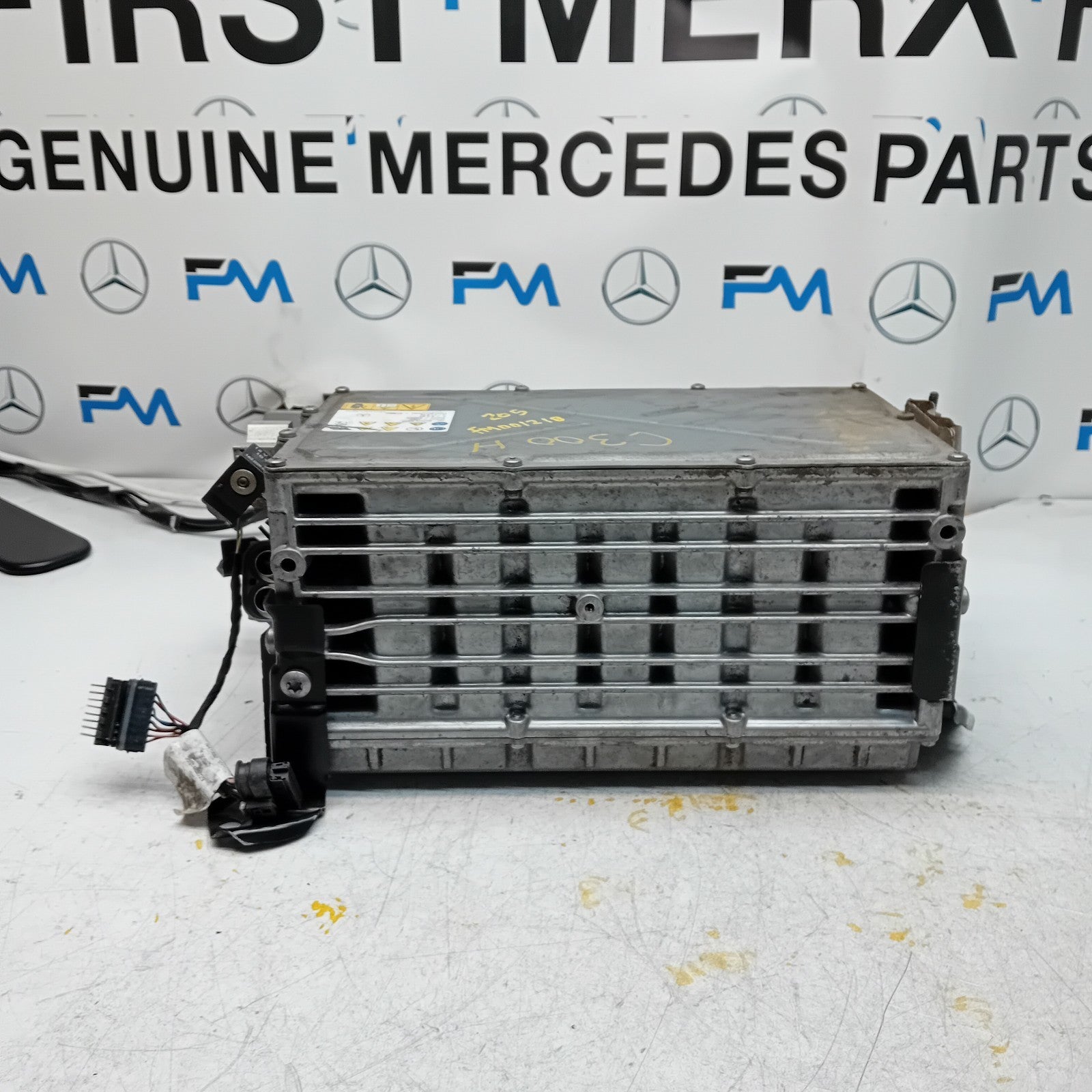 MERCEDES C CLASS W205 HYBRID CAR BATTERY A7893400503 A2055407112 FM001218