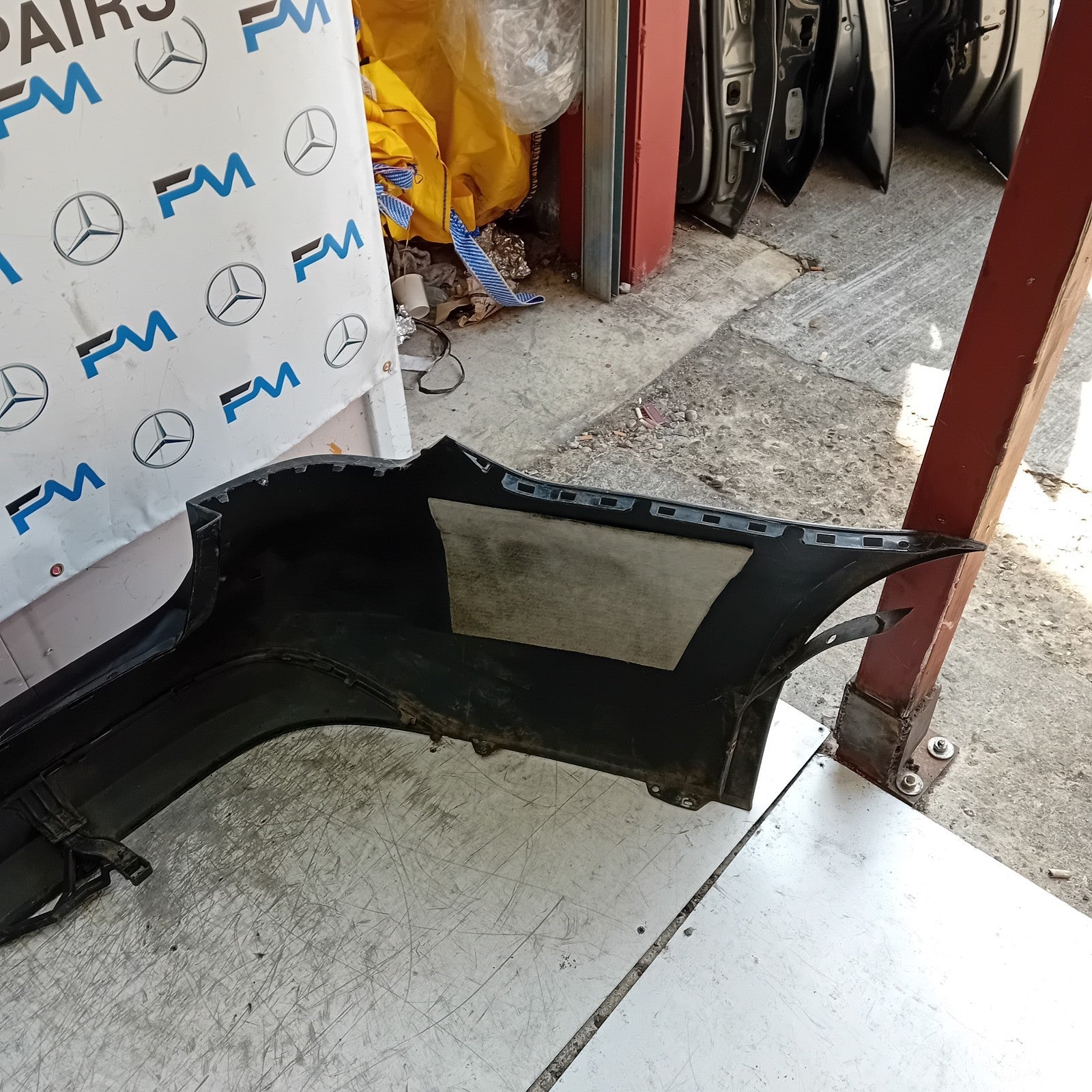 MERCEDES BENZ E-CLASS W212 REAR BUMPER BLACK 2016 ON A2128850025 FMX121