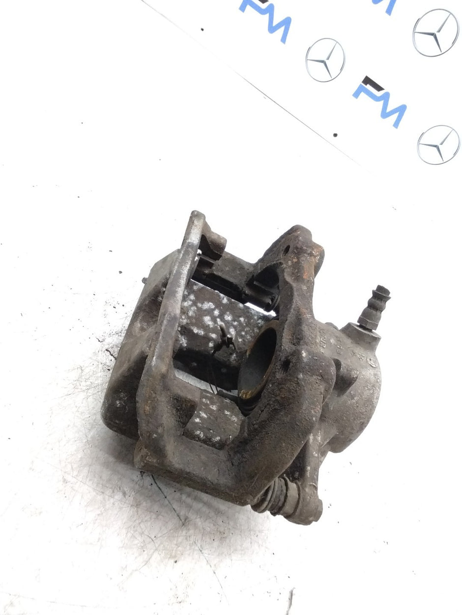 MERCEDES  C-CLASS W205 BRAKE CALIPER FRONT RIGHT PASSENGER SIDE  FMR145