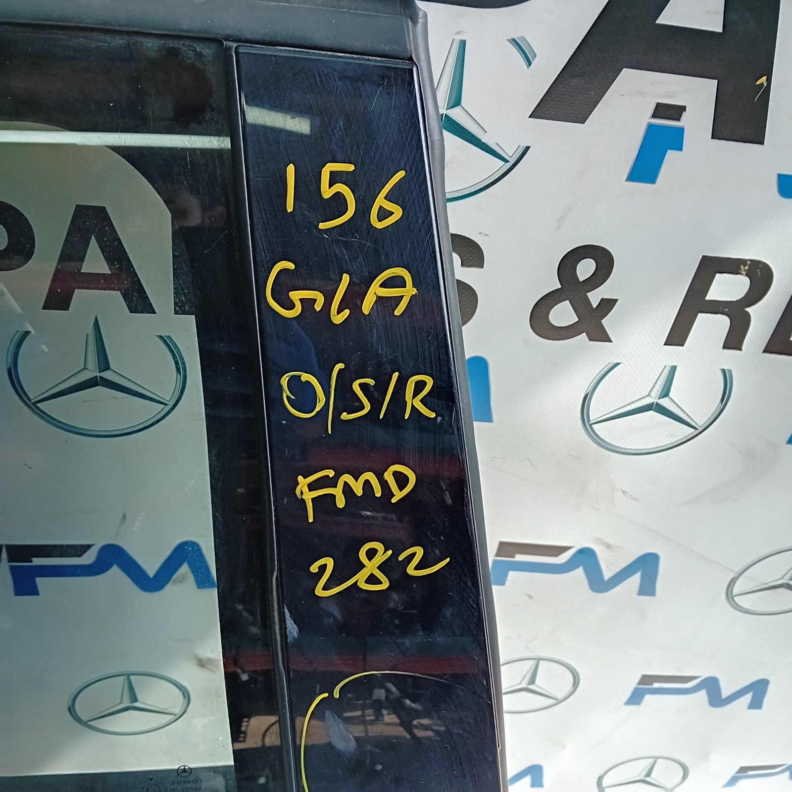 MEECEDES GLA X156 DRIVER SIDE REAR DOOR OSR 2014-19 WHITE COMPLETE FMD282