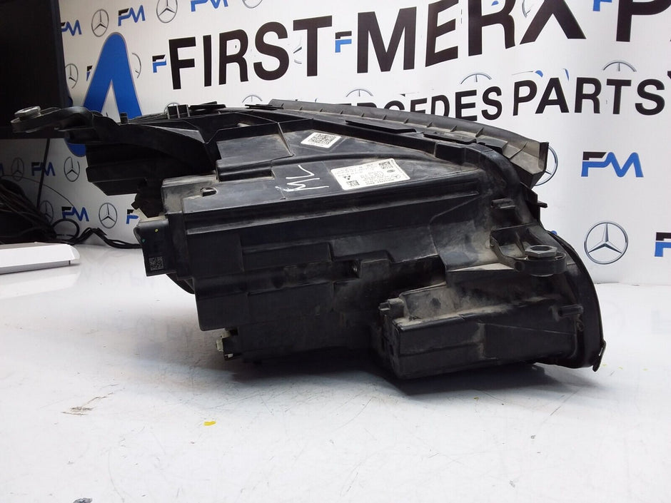 2018 MERCEDES E-CLASS W213 N/S Passenger Side Front Headlight A2139067506 FMH27