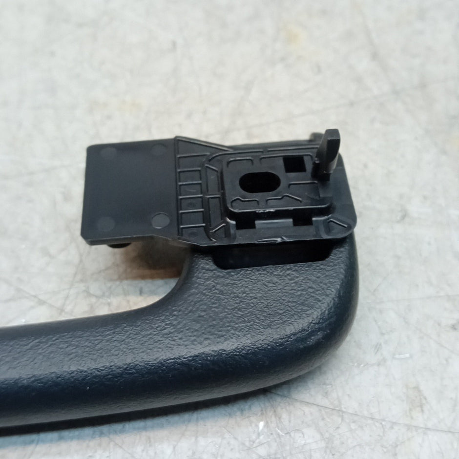 MITSUBISHI OUTLANDER MK3 LEFT OR RIGHT ROOF HANDLE BLACK FM001628