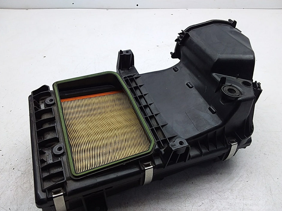 MERCEDES BENZ E-CLASS W213 AIR FILTER CLEANER BOX 2.0 P A6540900001 FMA51