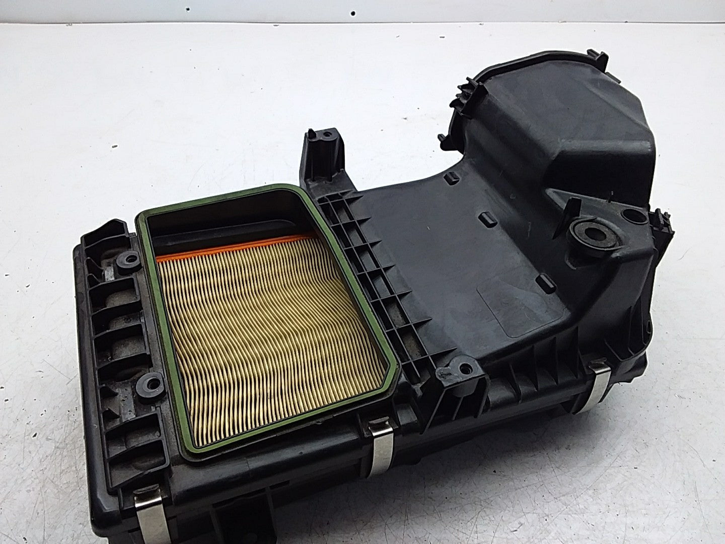 MERCEDES BENZ E-CLASS W213 AIR FILTER CLEANER BOX 2.0 P A6540900001 FMA51