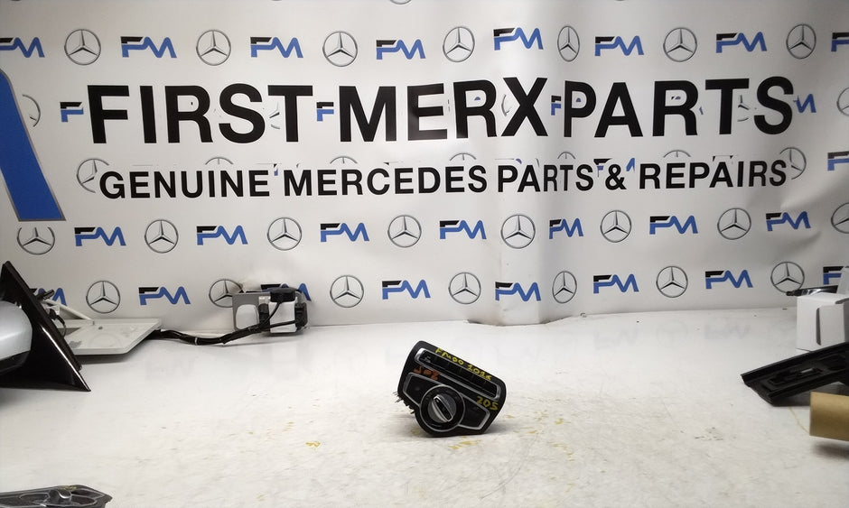 MERCEDES C-CLASS W205 HEADLIGHT CONTROL SWITCH 2014-2020 A2059057007 FM001016
