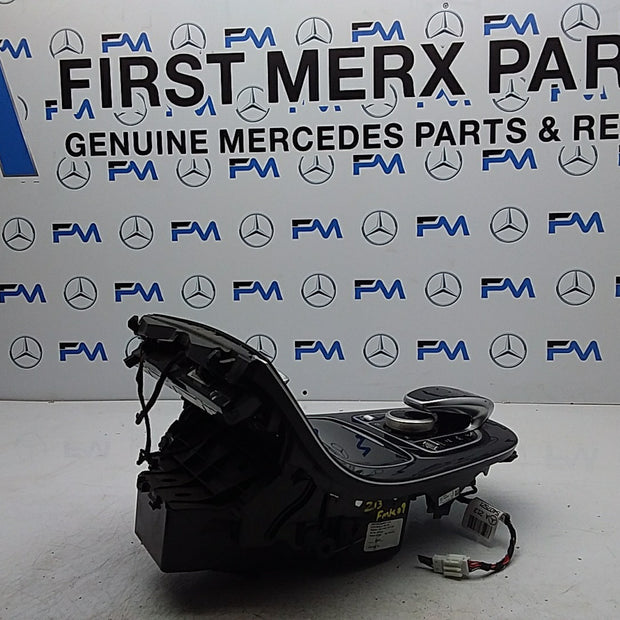 2016-2019 MERCEDES E CLASS W213 CENTRE  CONSOLE  A2138100815 FMK09 (DAMAGED)