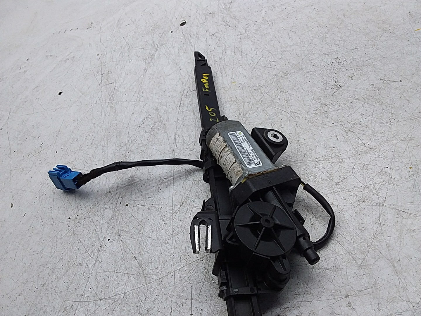 MERCEDES MERCEDES C-CLASS W205  SEAT BELT RETRACTOR 2058600282 FMR01