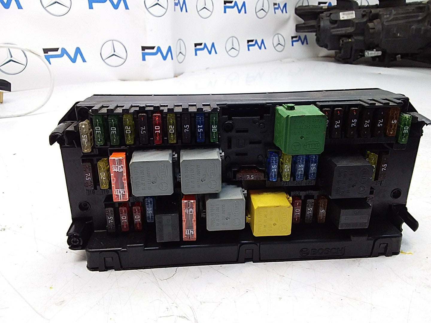 Mercedes E-CLASS W212 Fuse  Box RELAY A2129006824 FMF97