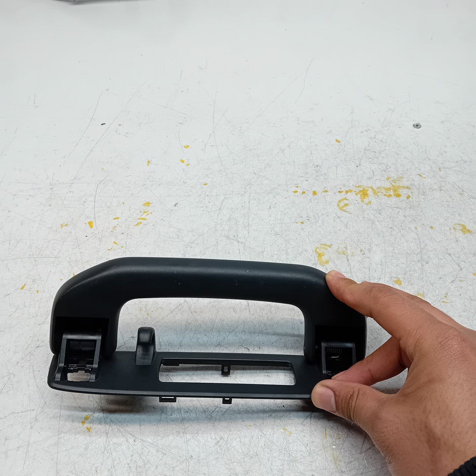 MERCEDES C CLASS W205 PASSENGER  INTERIOR GRAB REAR HANDLE A0998150000 FM001088