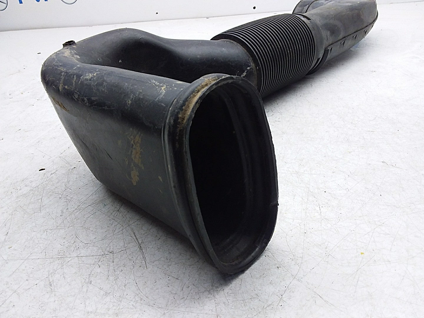 MERCEDES BENZ E-CLASS W212 AIR INTAKE TUBE A6510903437 FMI40