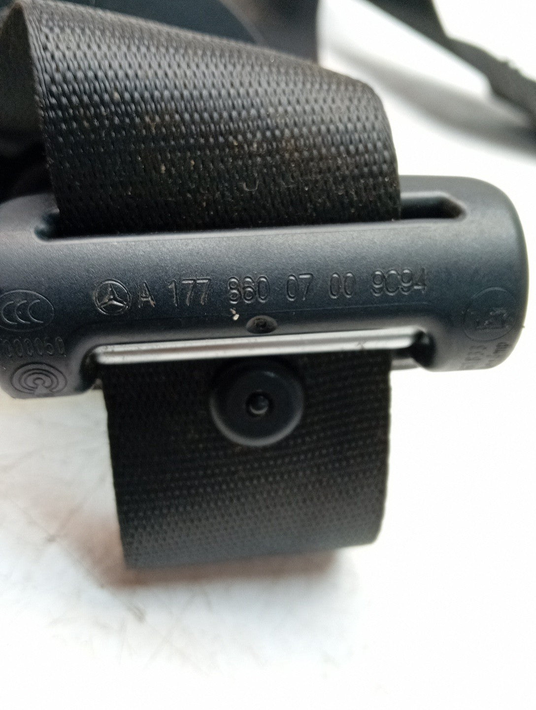MERCEDES A CLASS  FRONT LEFT SEAT BELT WITH PRETENSIONER A1778600700 FMS72 NSF