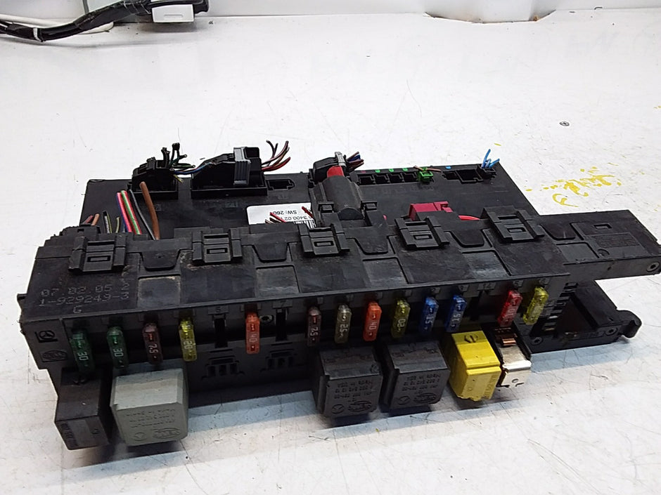 MERCEDES BENZ E-CLASS W211 FUSE  BOX 2003-2009 A2115455101 FMF120