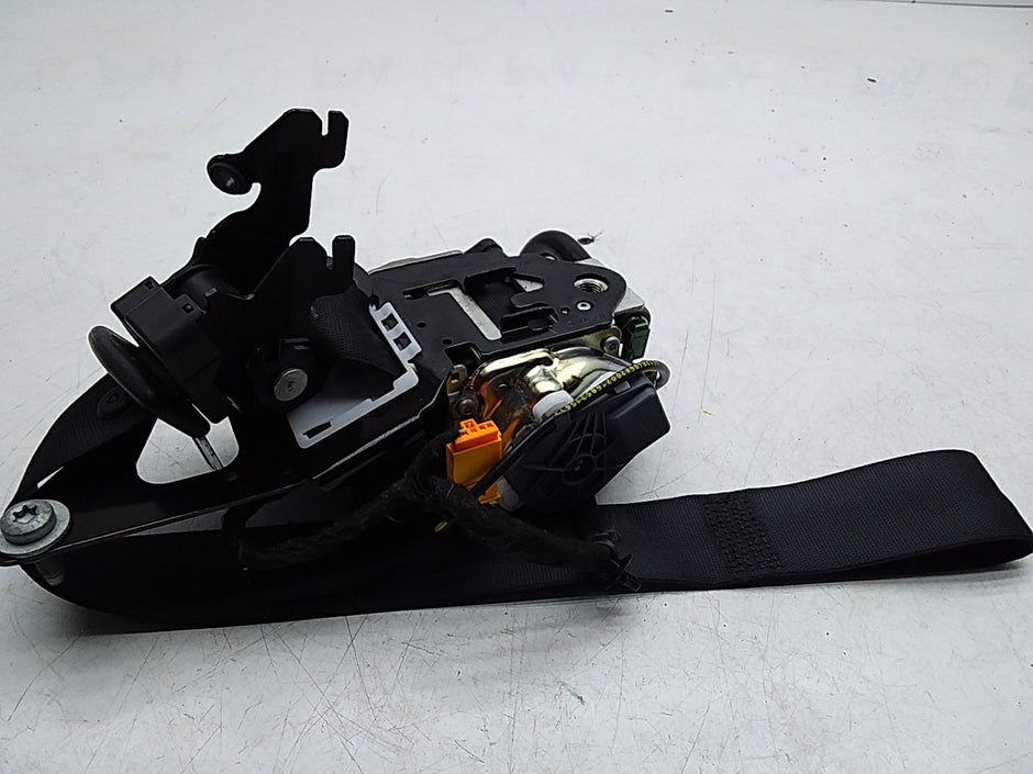 MERCEDES E-CLASS W238 SEAT BELT FRONT RIGHT DRIVER SIDE A2388602900 FMS252 OSF