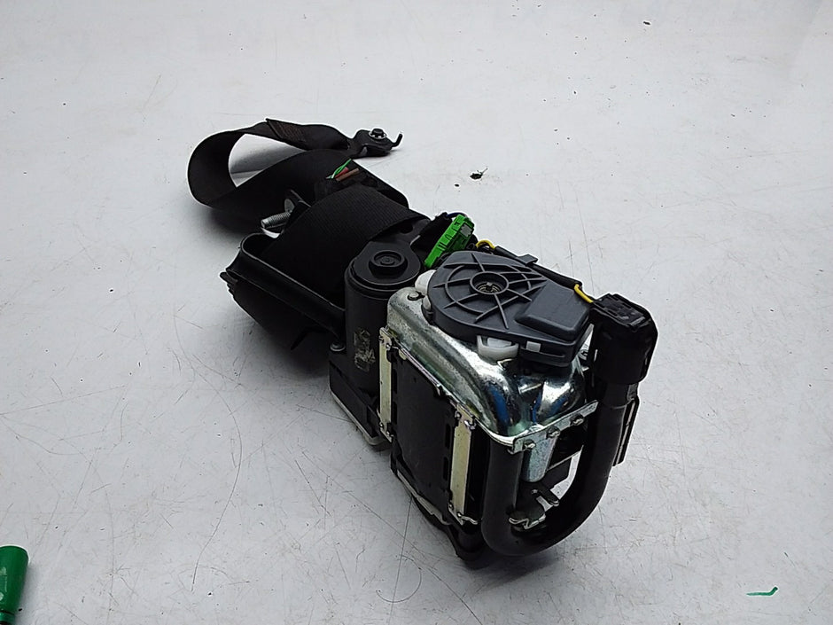MERCEDES C-CLASS W204 SEAT BELT FRONT LEFT PASSENGER SIDE A2048604586 FMS223 NSF