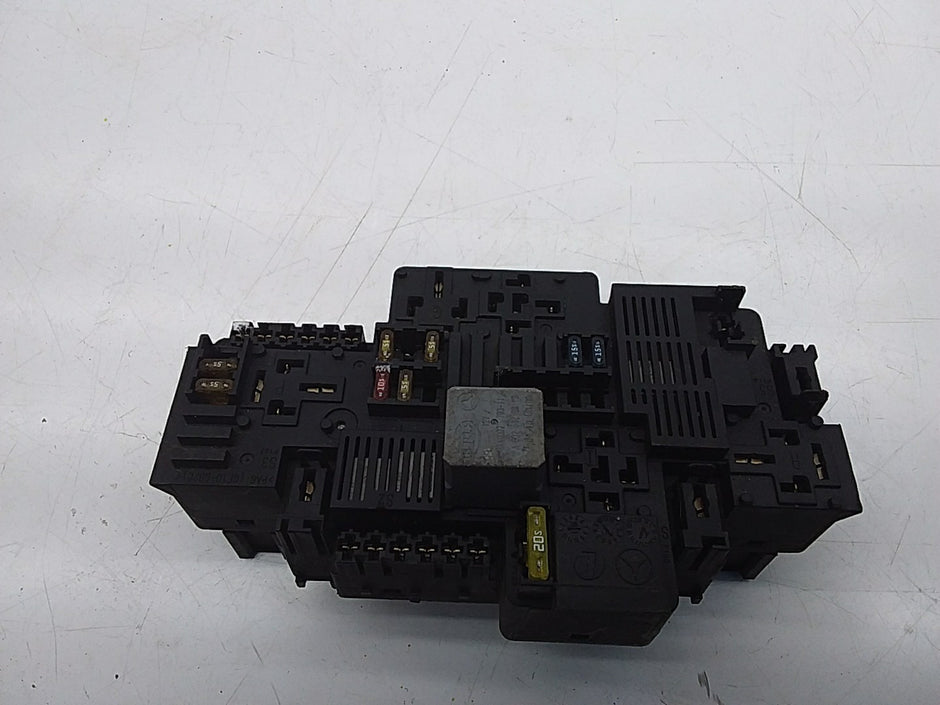 MERCEDES E CLASS FUSE RELAY BOX A2139062202 W213 2016 ONWARDS FMF55