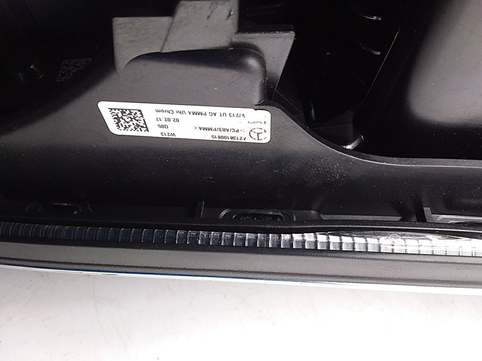 2016-2019 MERCEDES E CLASS W213 CENTRE  CONSOLE  A2138100815 FMK07