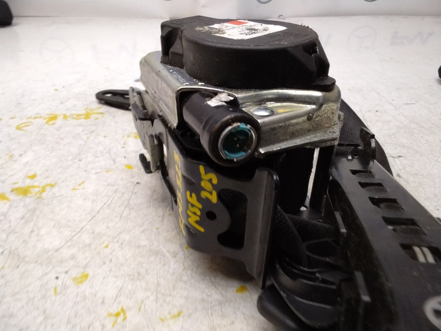 MERCEDES C-CLASS W205 SEAT BELT FRONT PASSENGER LEFT SIDE A2058600185 FMS323 NSF