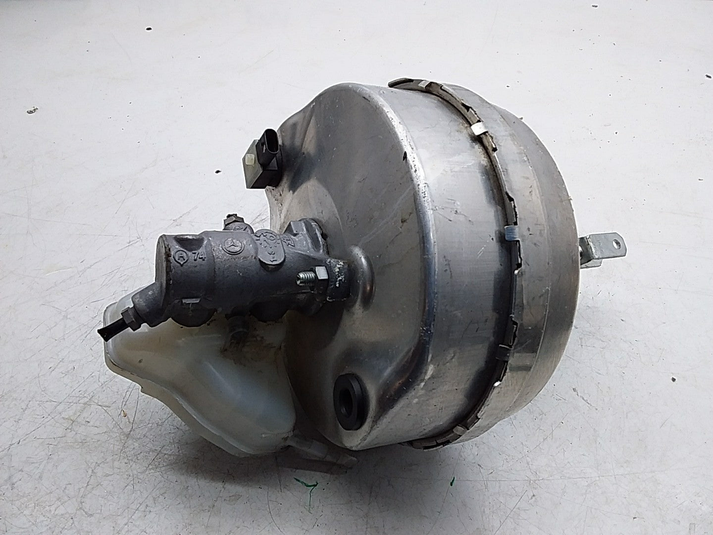MERCEDES BENZ E-CLASS W213 SERIES 2016 ONWARDS BRAKE SERVO A2134300430 FMB25