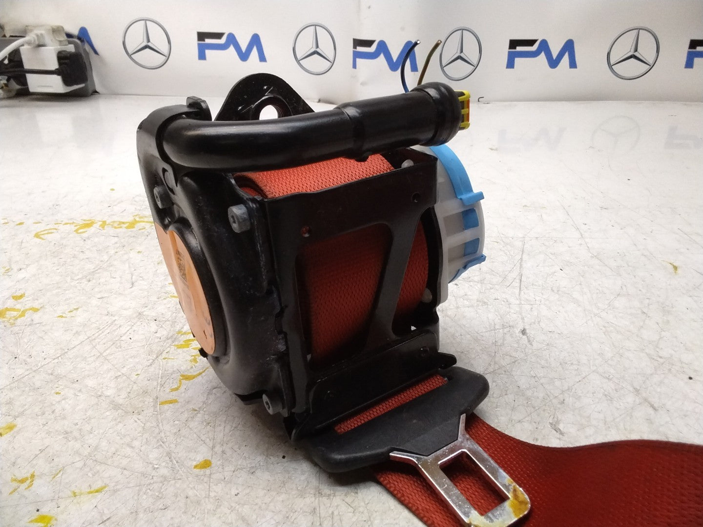 MERCEDES A CLASS W176 REAR L / R SIDE SEAT BELT A1768602385 FMS199 NSR OSR