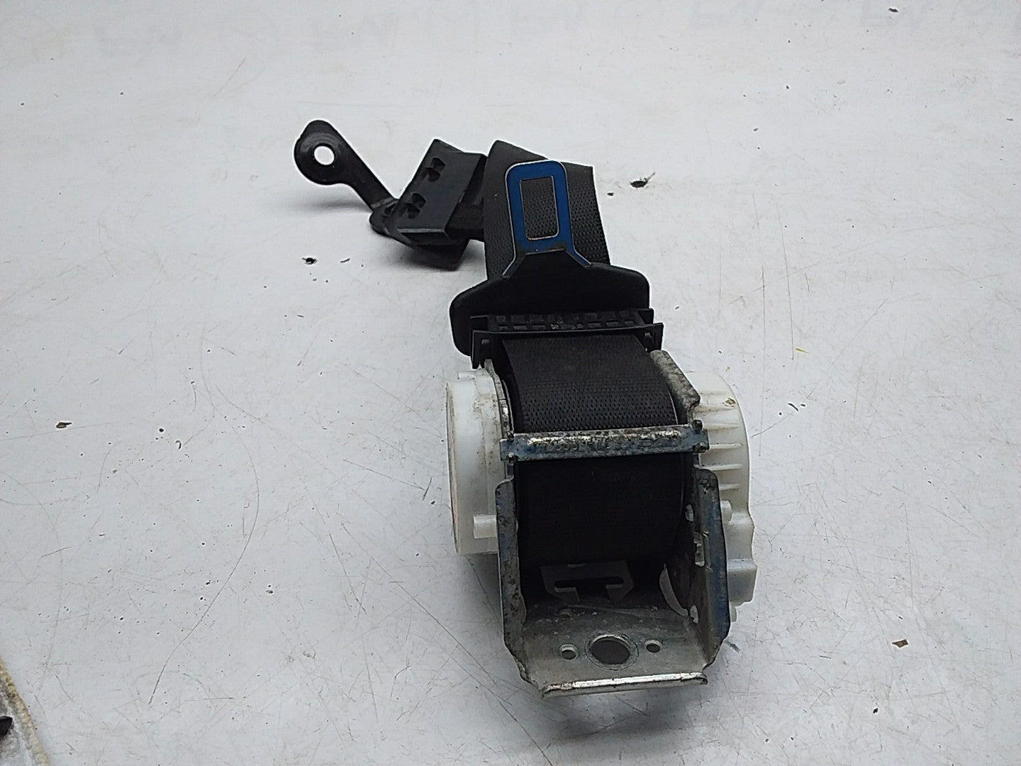MERCEDES C-CLASS W204 SEAT BELT REAR  LEFT PASSENGER SIDE A2048603386 FMS211 NSR