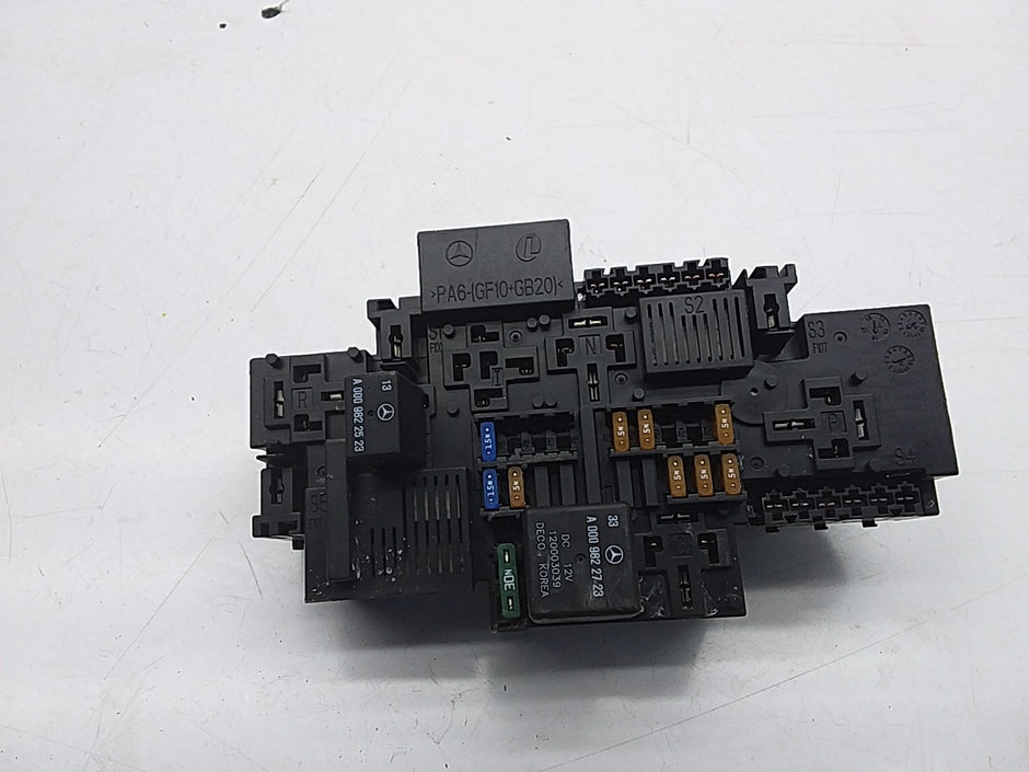 MERCEDES S CLASS FUSE RELAY BOX A2229063202 W222 2014 -2021 FMF53