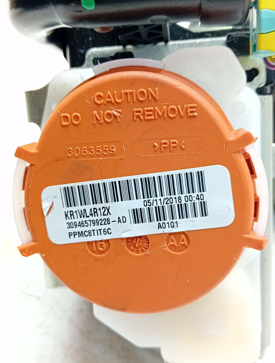 MERCEDES A CLASS  FRONT LEFT SEAT BELT WITH PRETENSIONER A1778600700 FMS68 NSF