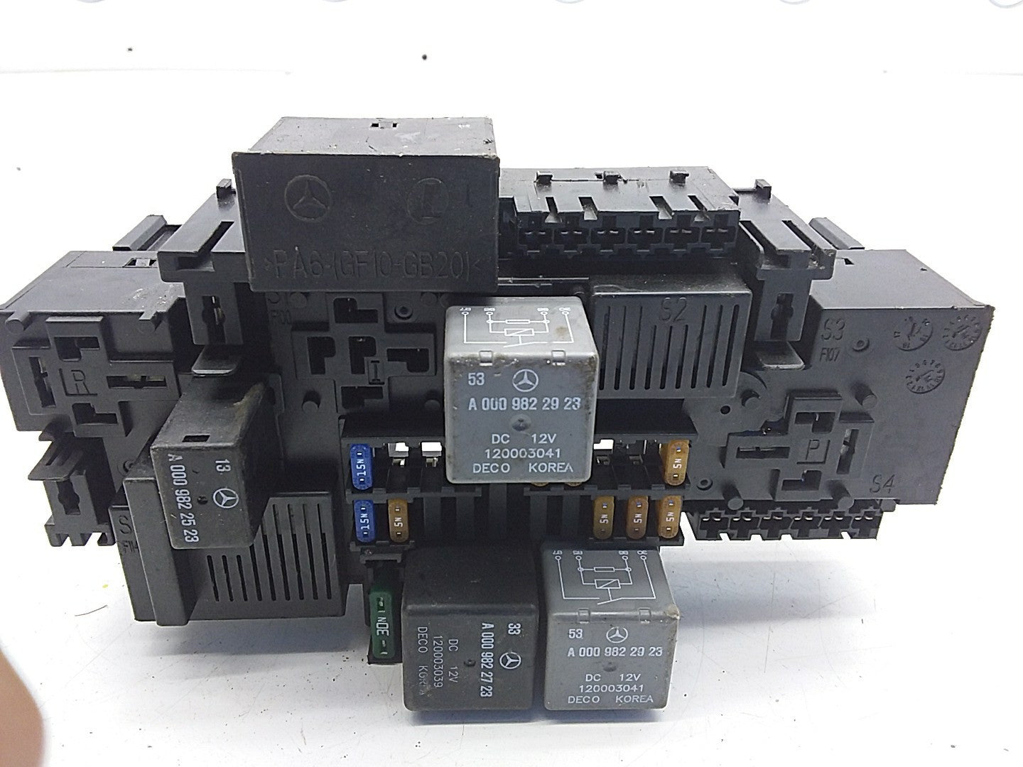 MERCEDES BENZ S-CLASS W222 FUSE BOX RELAY A2229063202 FMF71