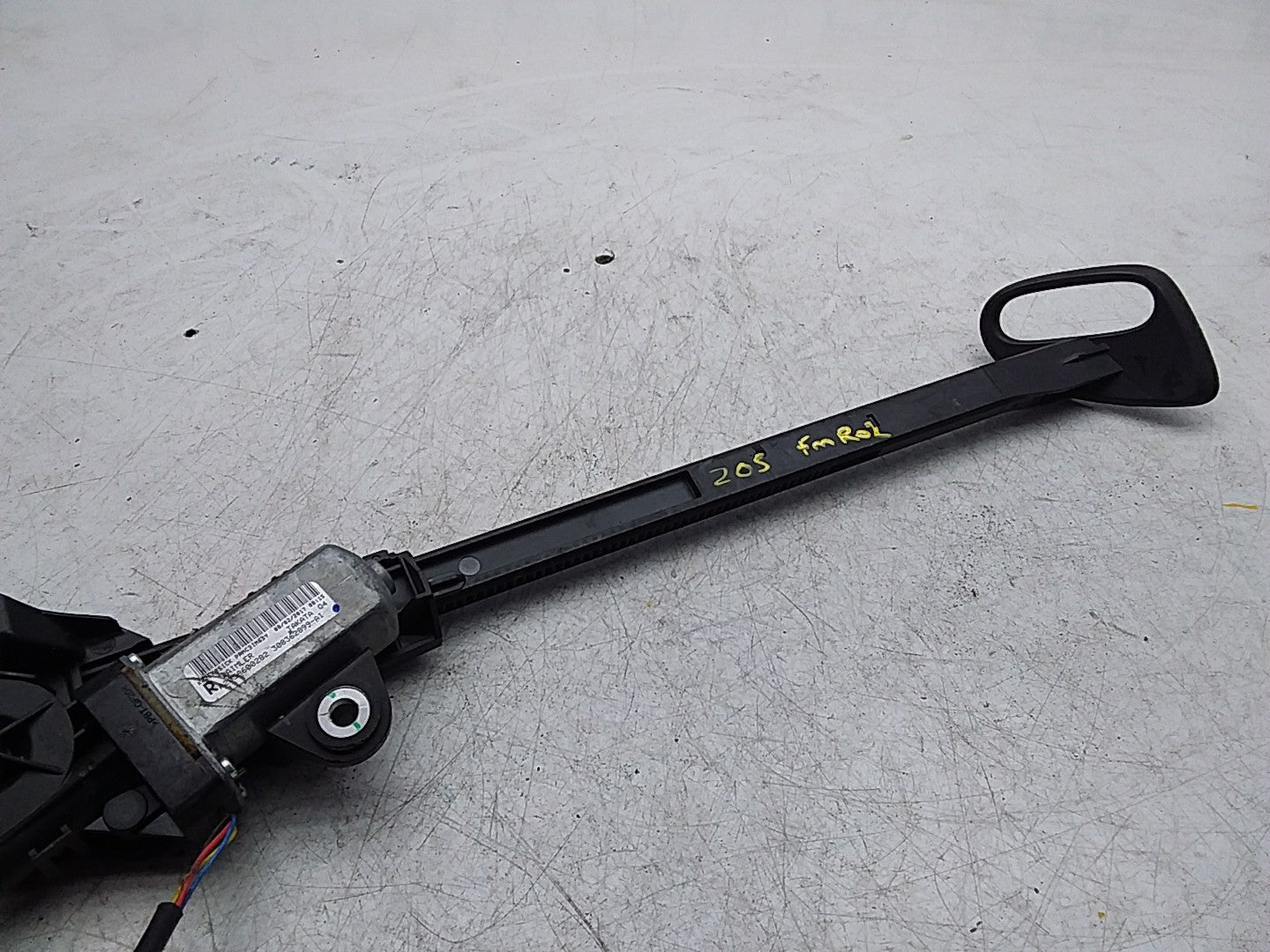 MERCEDES MERCEDES C-CLASS W205  SEAT BELT RETRACTOR 2058600282 FMR02