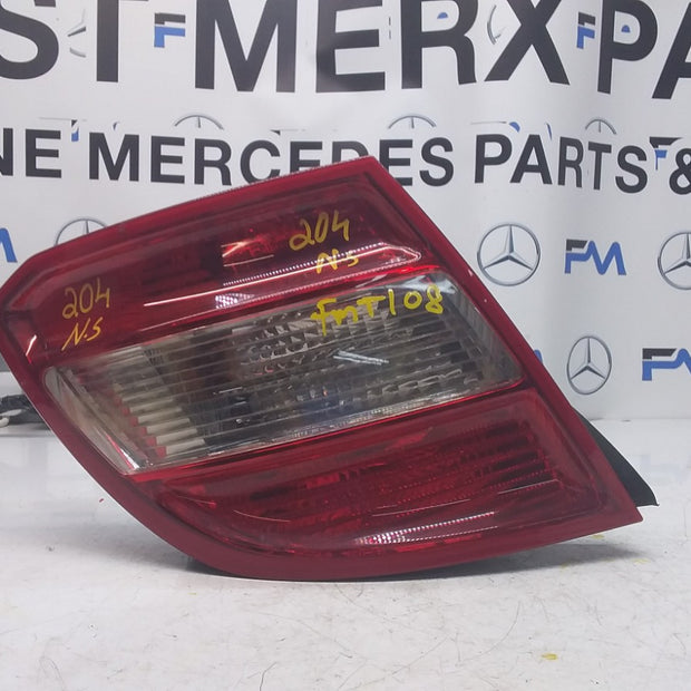 MERCEDES C-CLASS W204 PASSENGER SIDE NS REAR TAIL LIGHT A2048203564 2011 FMT108