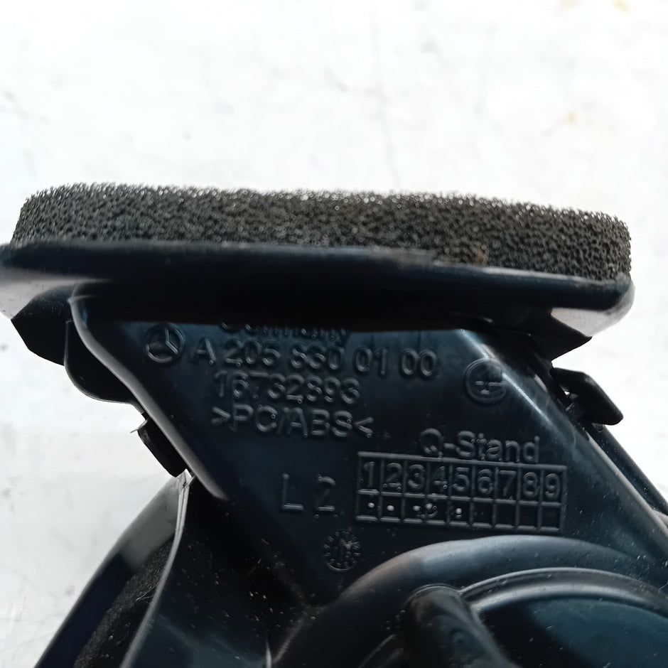 Mercedes C-CLASS W205 AIR BLOWER FLAP ACTUATOR A2058300100 FM00822