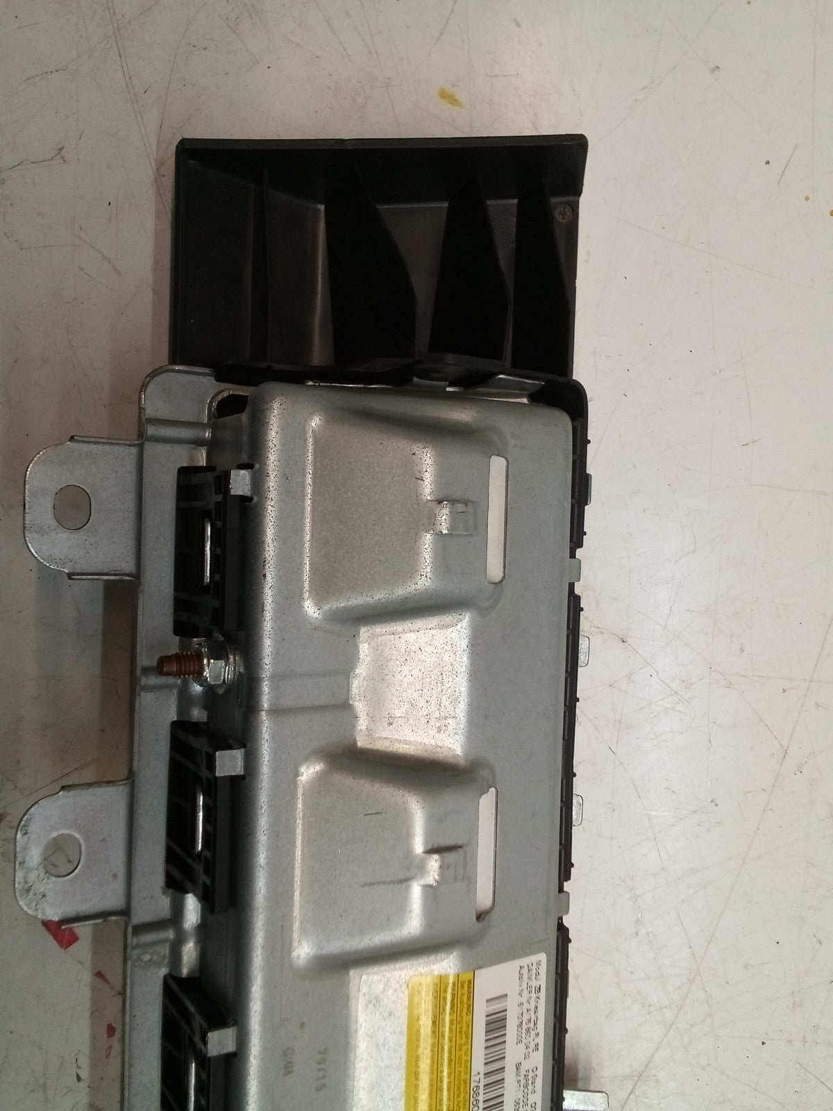 MERCEDES BENZ A-CLASS W176 O/S/F DRIVER SIDE KNEE AIRBAG FM00765
