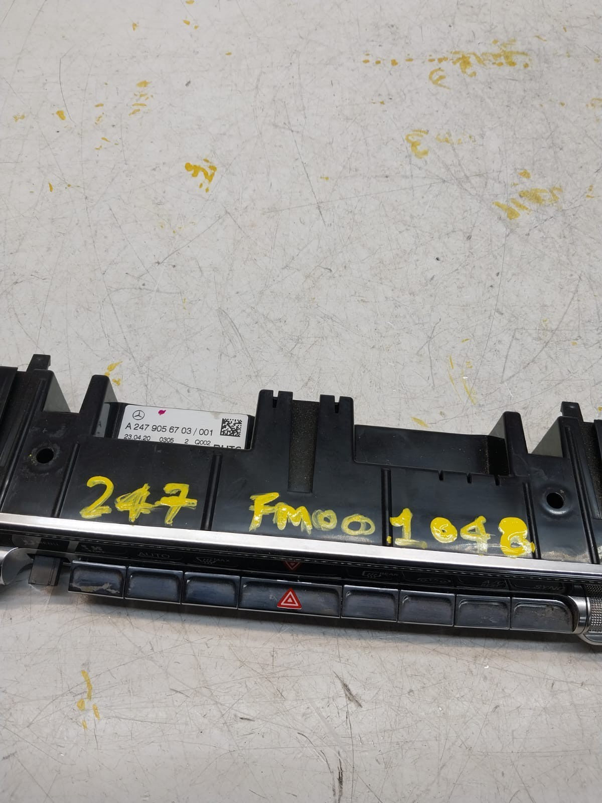 MERCEDES A B CLASS W177 W247 HEATER CLIMATE CONTROL PANEL A2479056703  FM001048