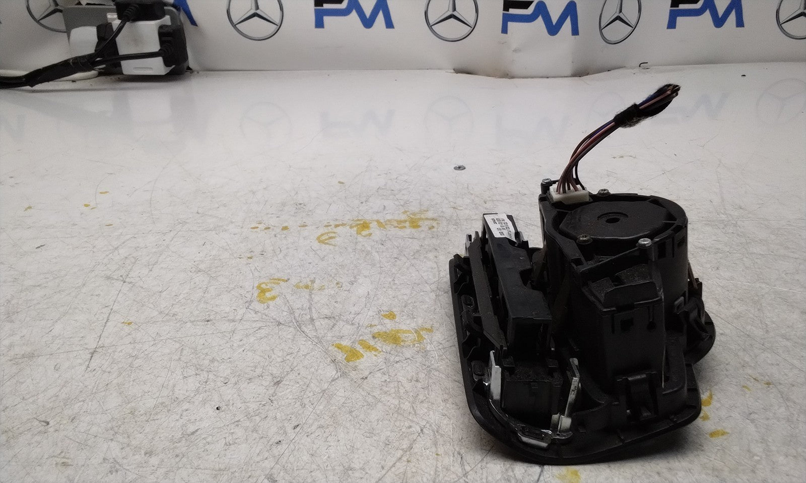 MERCEDES C-CLASS W205 HEADLIGHT CONTROL SWITCH 2014-2020 A2059051810 FM001015