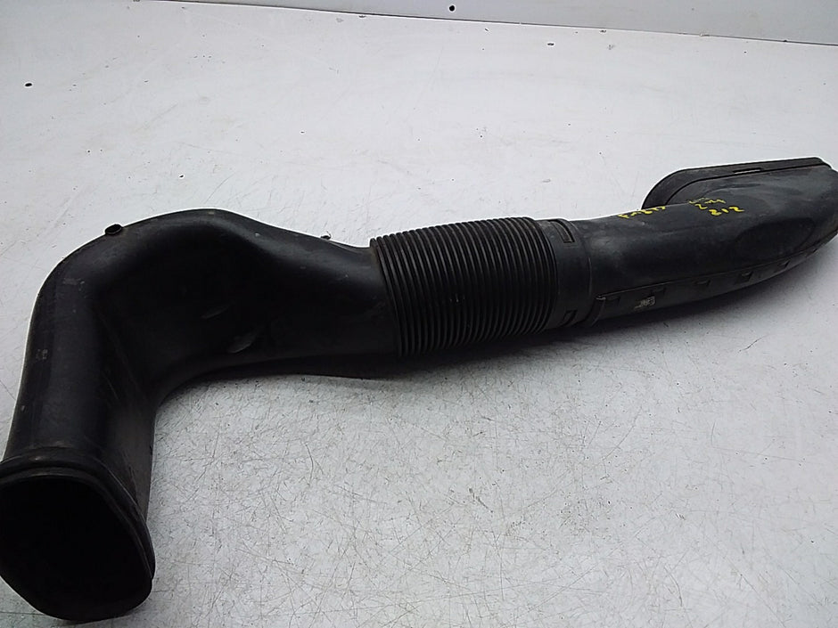 MERCEDES BENZ E-CLASS W212 AIR INTAKE TUBE A6510903437 FMI13
