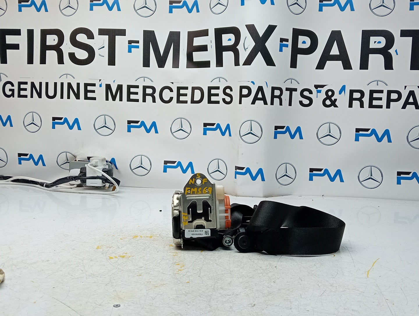 MERCEDES A CLASS  FRONT LEFT SEAT BELT WITH PRETENSIONER A1778600700 FMS69 NSF