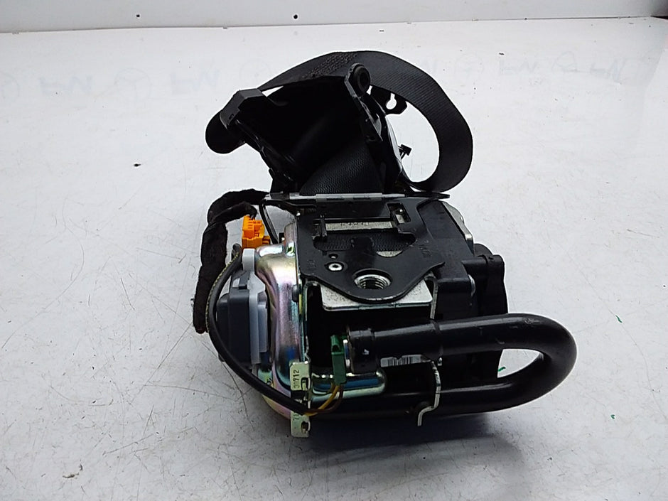 MERCEDES E-CLASS W238 SEAT BELT FRONT RIGHT DRIVER SIDE A2388602900 FMS246 OSF