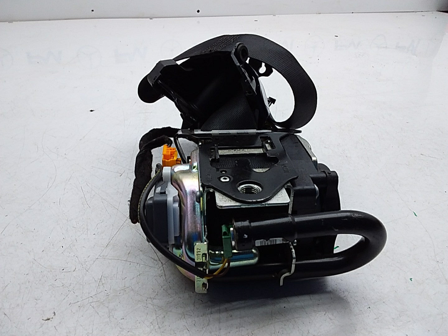 MERCEDES E-CLASS W238 SEAT BELT FRONT RIGHT DRIVER SIDE A2388602900 FMS246 OSF